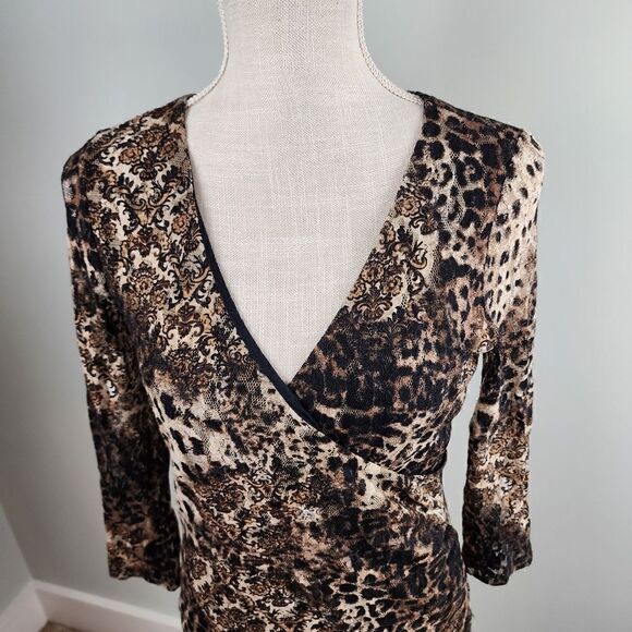 Chicos Women’s Animal Print Long Sleeve V Neck Wrap Blouse Top Size 0 Small - Picture 2 of 8